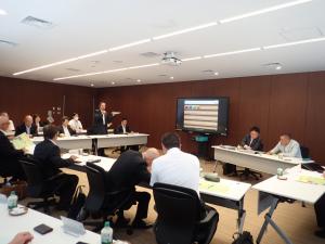 議会運営委員会行政視察写真２