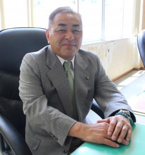 黒木議長　写真