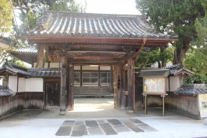 ①西教寺山門