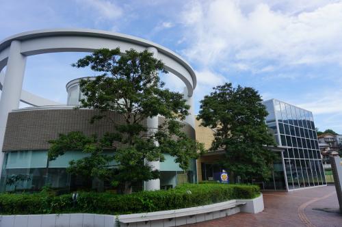 津久見市民図書館の写真