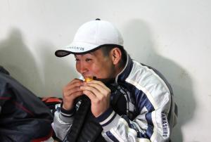 津久見みかんを美味しく食べてもらいました。