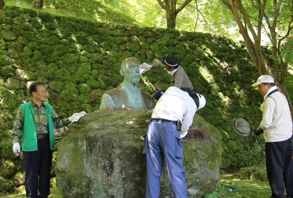 宗麟公園　清掃