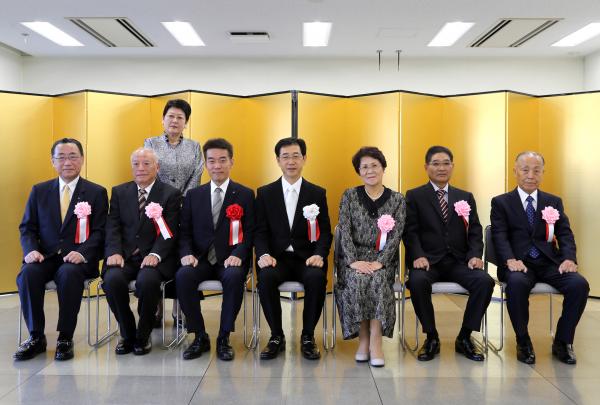 表彰された２名３団体