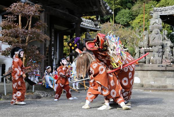堅浦霜月祭り