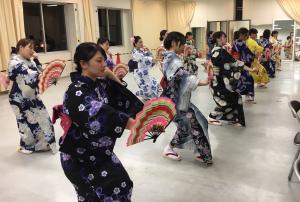 扇子踊り娘