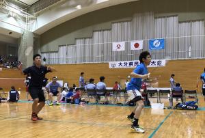バドミントン