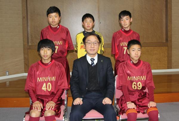 サッカー