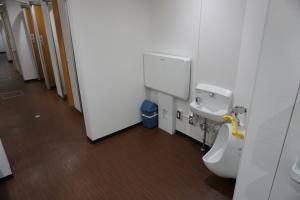 大ホールトイレ