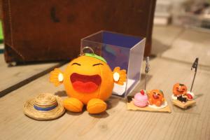 つくみんぬいぐるみづくりの様子です