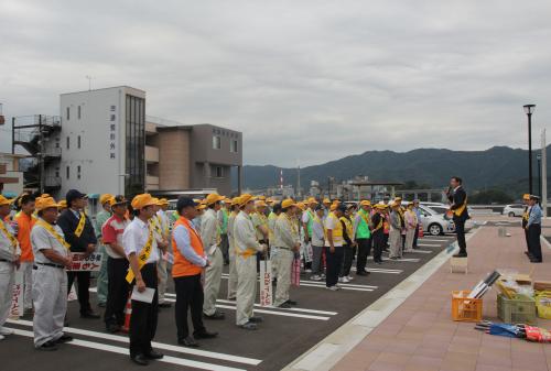 大会の開催に先立ち街頭キャンペーンを行いました