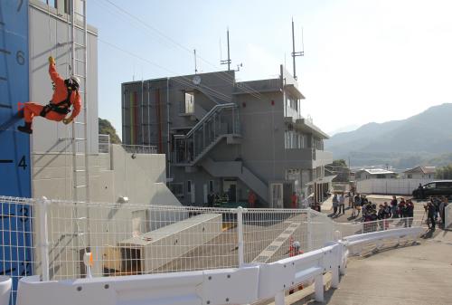 消防職員による訓練の様子です
