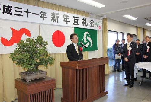 黒田浩之市議会議長が来賓祝辞を述べられました