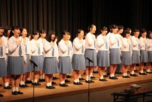 津久見樫の実少年少女合唱団による合唱の披露もありました