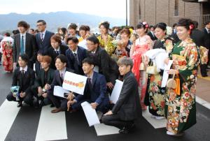 新成人の方々の写真です