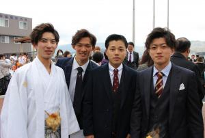 新成人の方々の写真です