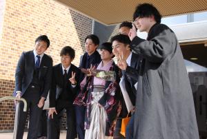 新成人の方々の写真です