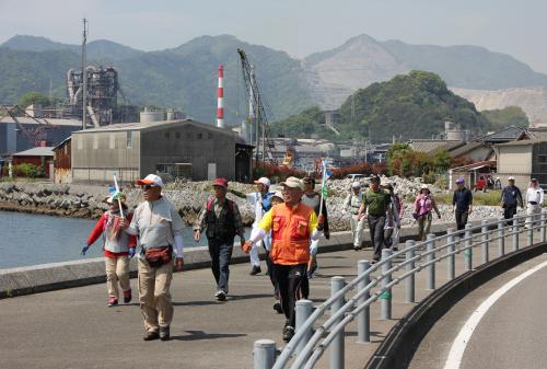 ５月５日、長目半島にて「第１５回豊後水道きらきらウォーク」が開催されました