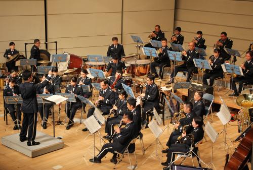６月９日、市民会館で「航空自衛隊西部航空音楽隊ふれあいコンサートin津久見」が開催されました