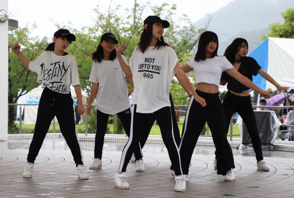 ダンスパフォーマンスの様子です