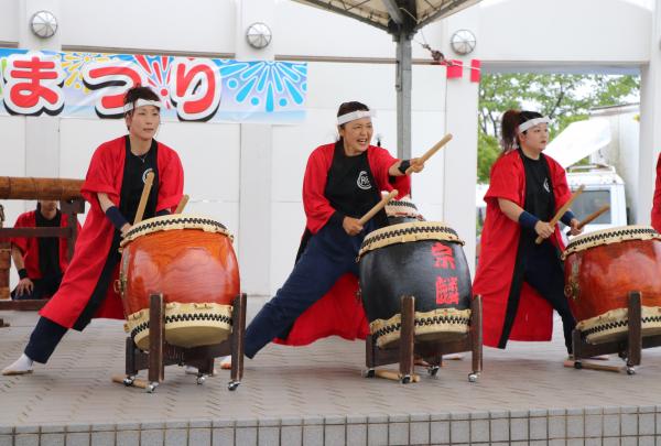 太鼓パフォーマンスの様子です