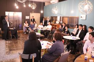 カフェ1/2の会場イメージ写真です