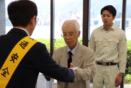 交通事故のない安心して暮らせるまちづくりを目指すため、交通ルールを守るなど、交通安全を心がけましょう