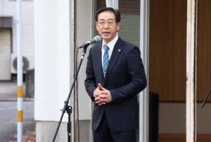 市長のあいさつの様子です