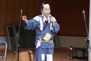 お笑いのステージも開催されました