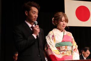 記念式典では、新成人を代表して、松野凌大さん、有馬真尋さんが司会進行役を務め、執り行われました