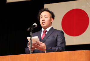安部大耀さん、出口亜津砂さんが「２０歳からのメッセージ」を語りました