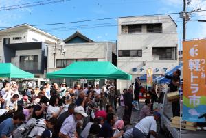 第3回つくみ軽トラ市の様子です