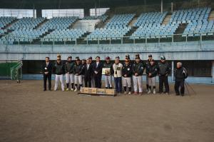 新成大学集合写真